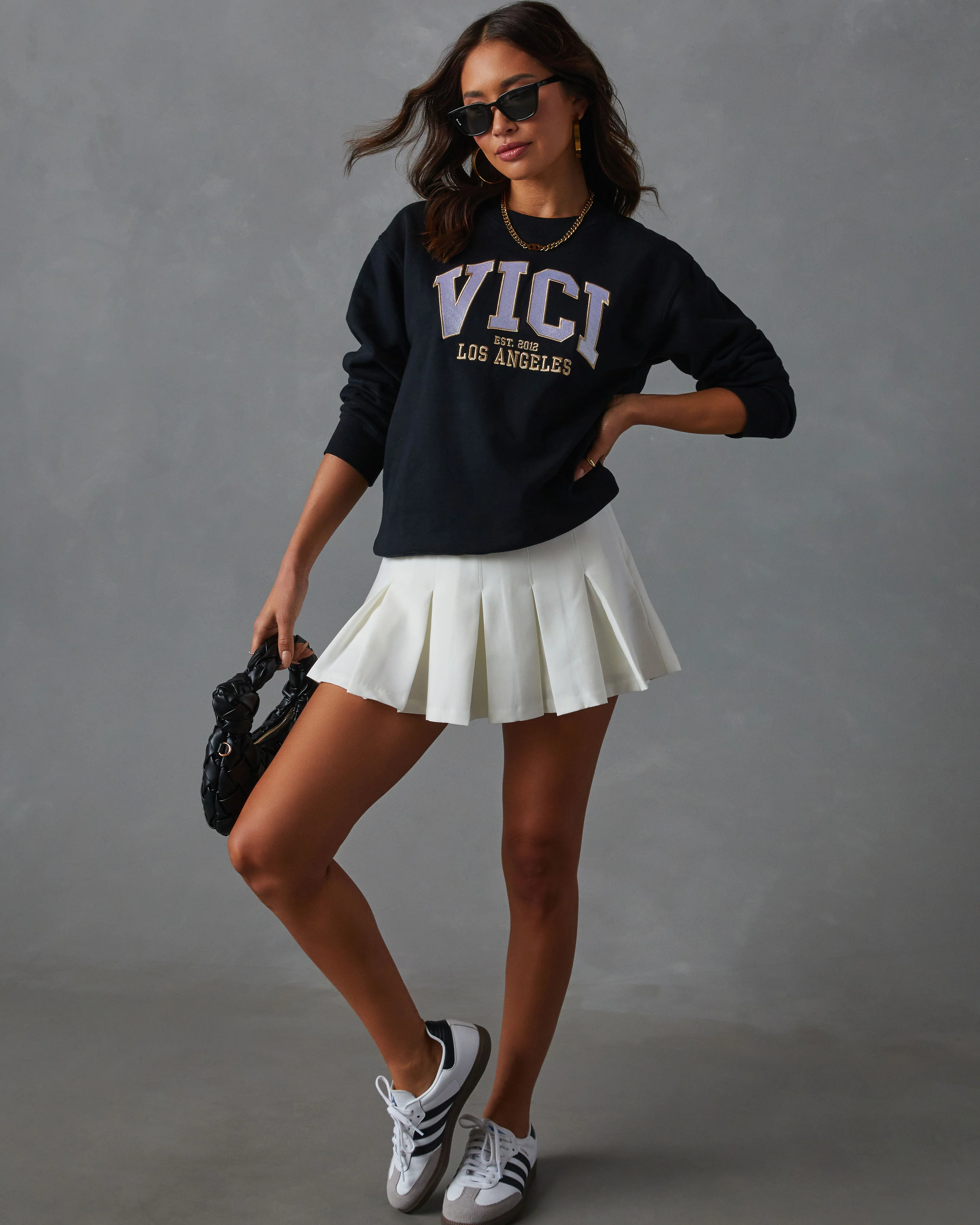 VICI Logo Crew Neck Sweatshirt