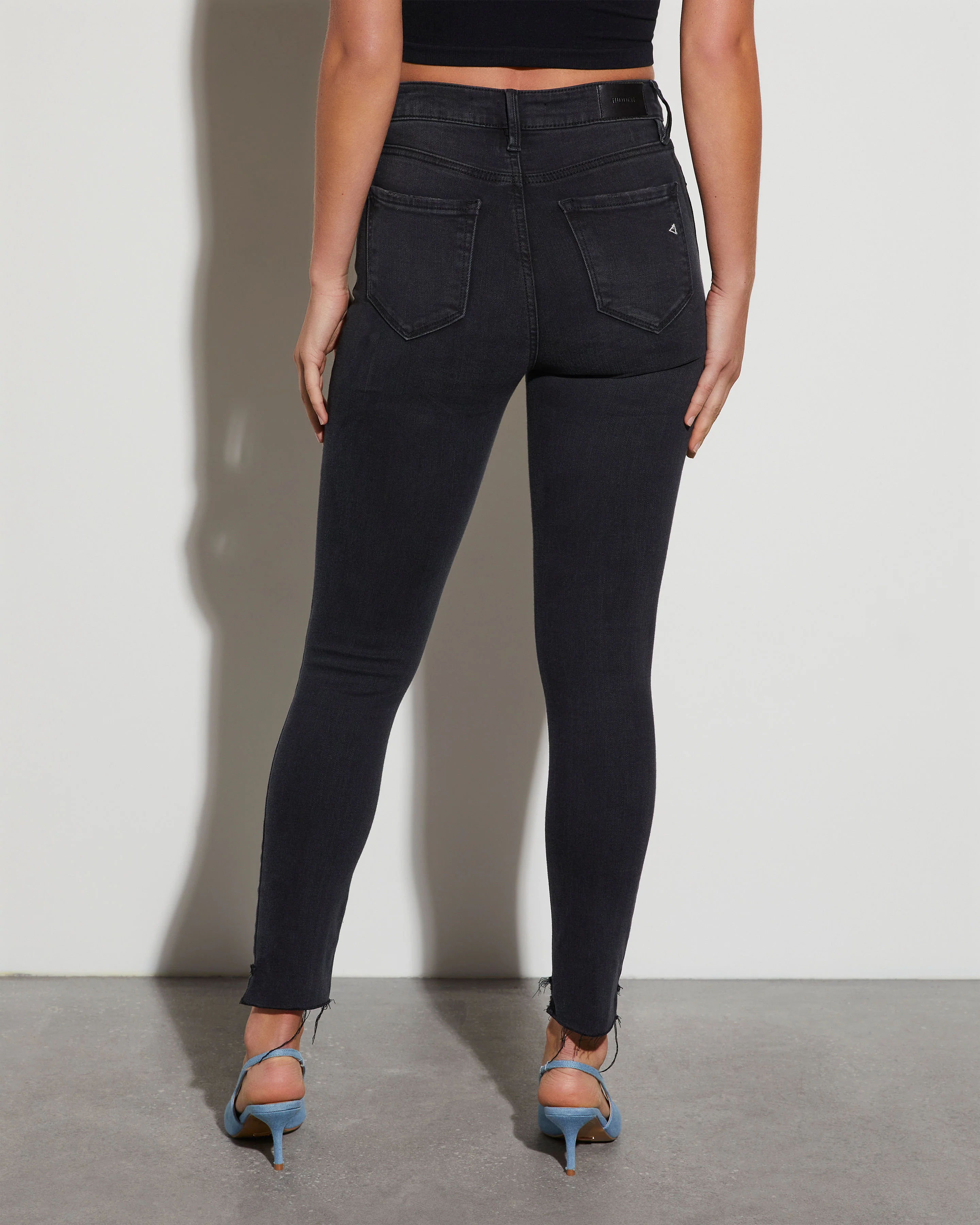 Volt High Rise Distressed Skinny