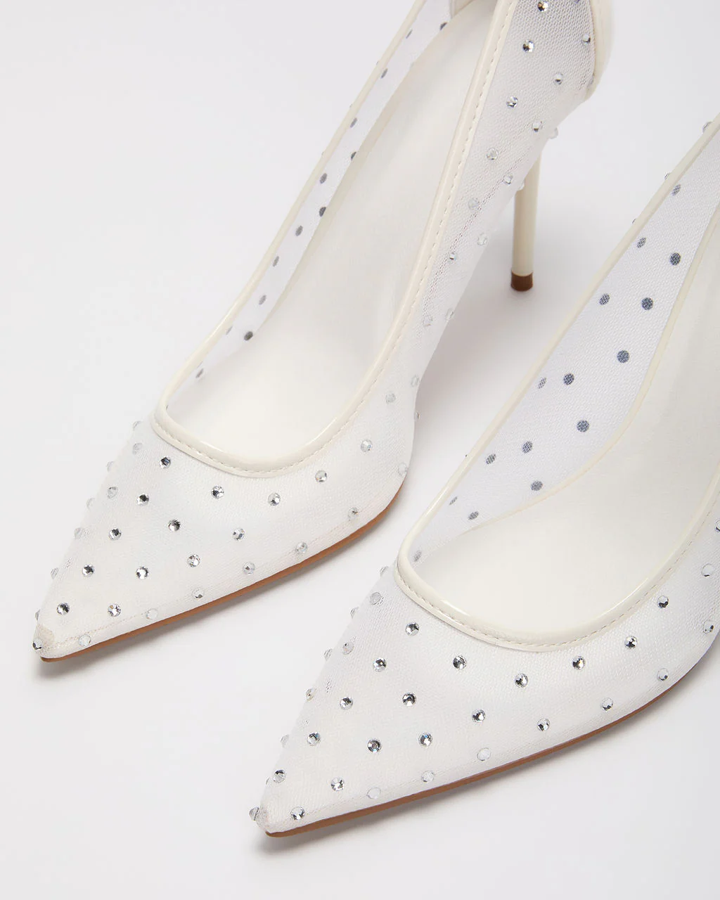 Seasons Bright Embellished Mesh Pump