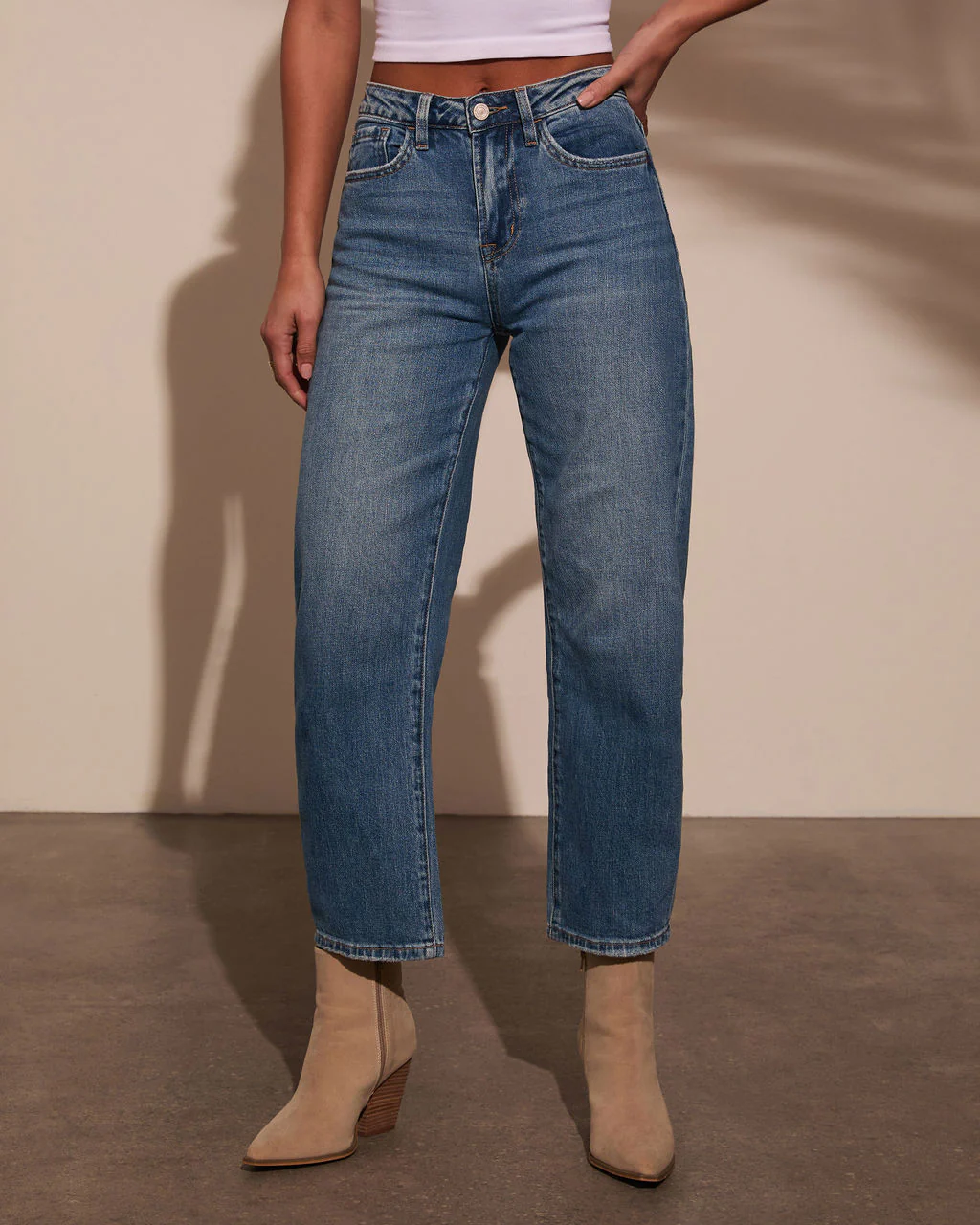 Annalisse Mid Rise Barrel Jeans