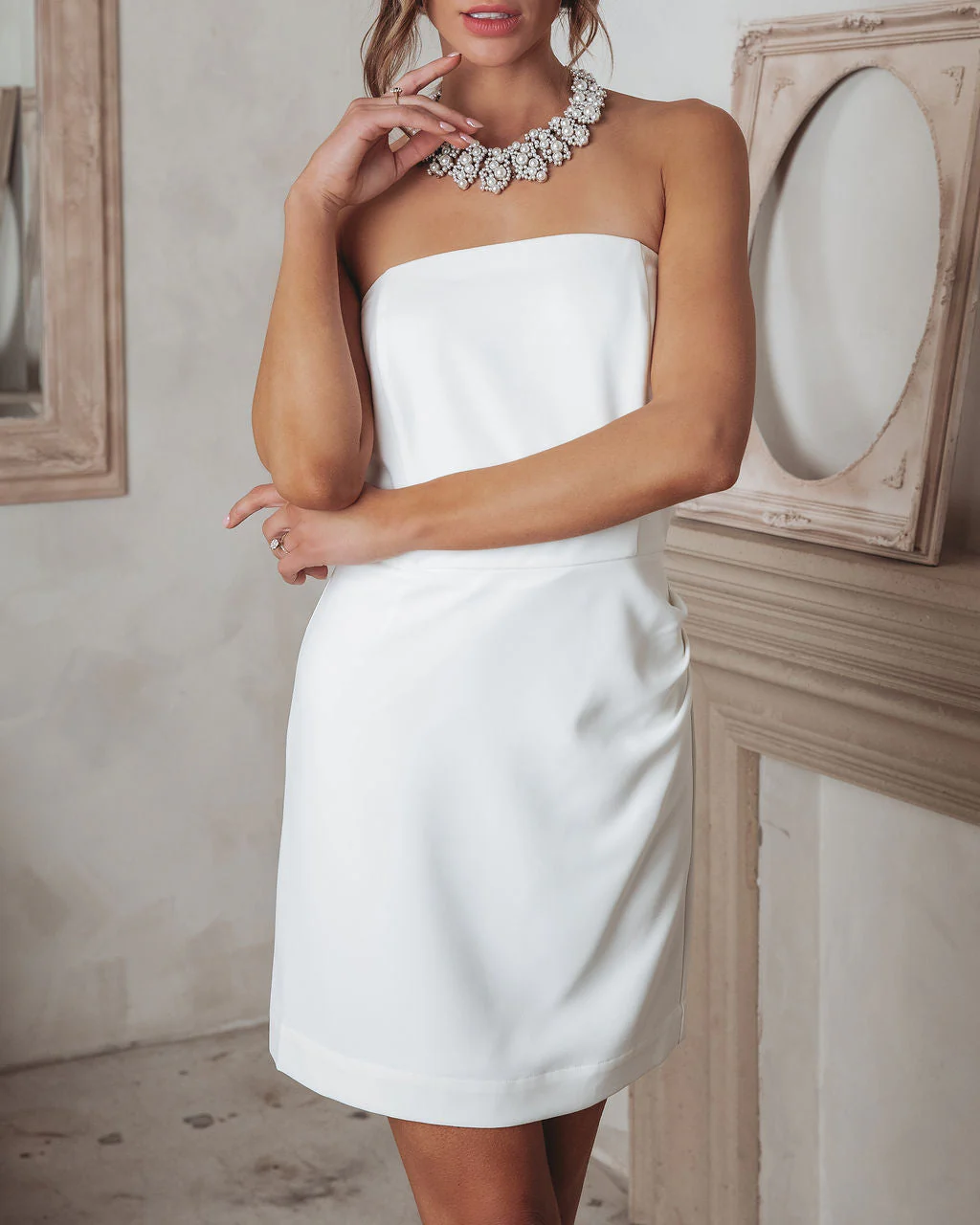 Attention Getter Strapless Bow Detailed Mini Dress