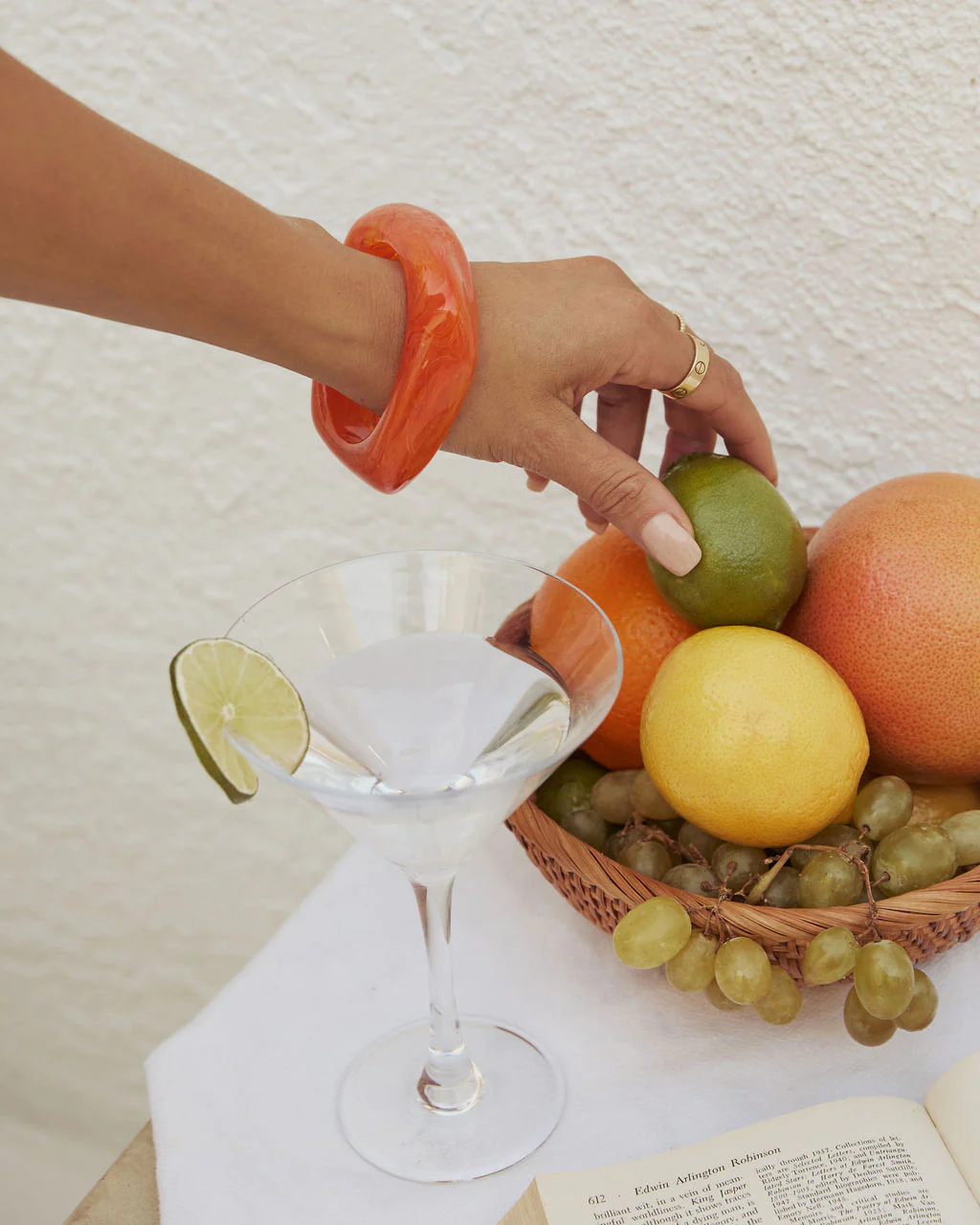 Amliana Acrylic Chunky Bangle