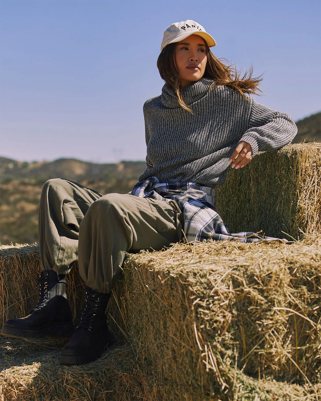 Shoreditch Cotton Blend Zip Sleeve Knit Sweater