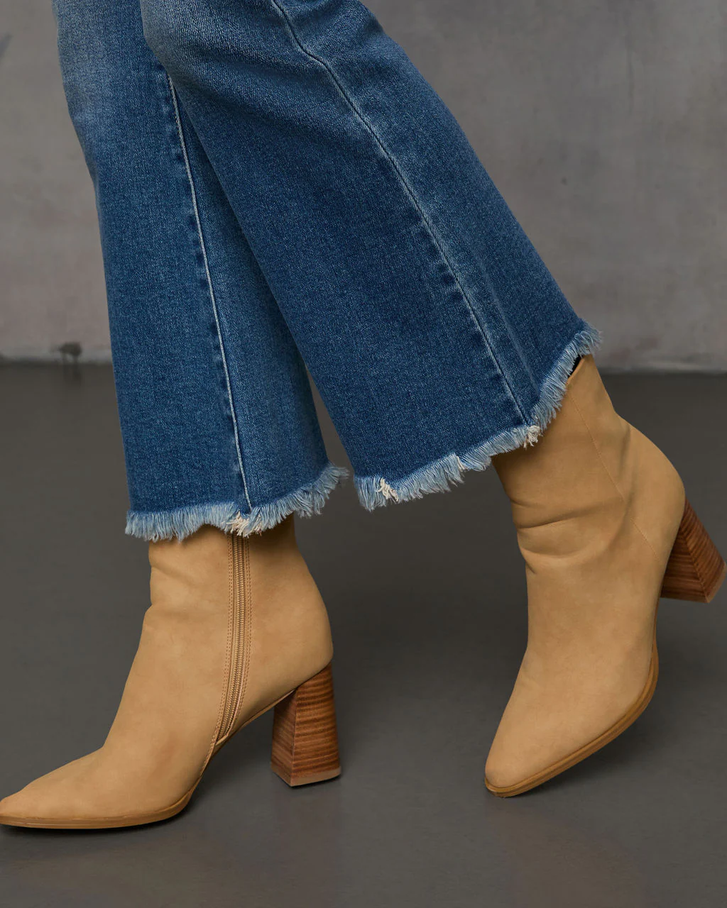 Rumie Cropped Flare Jeans