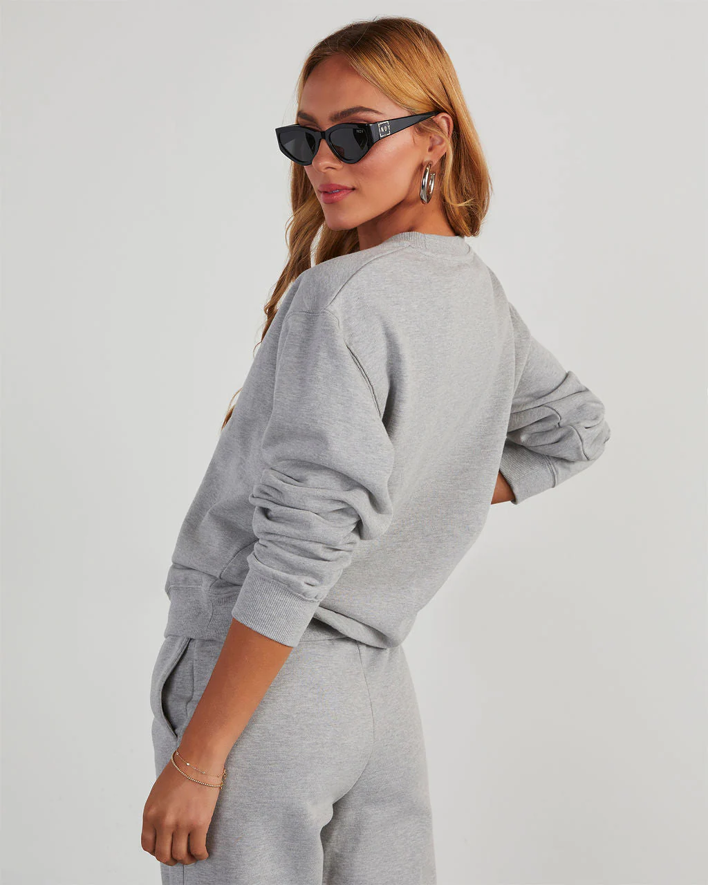 VICI Logo Crew Neck Sweatshirt