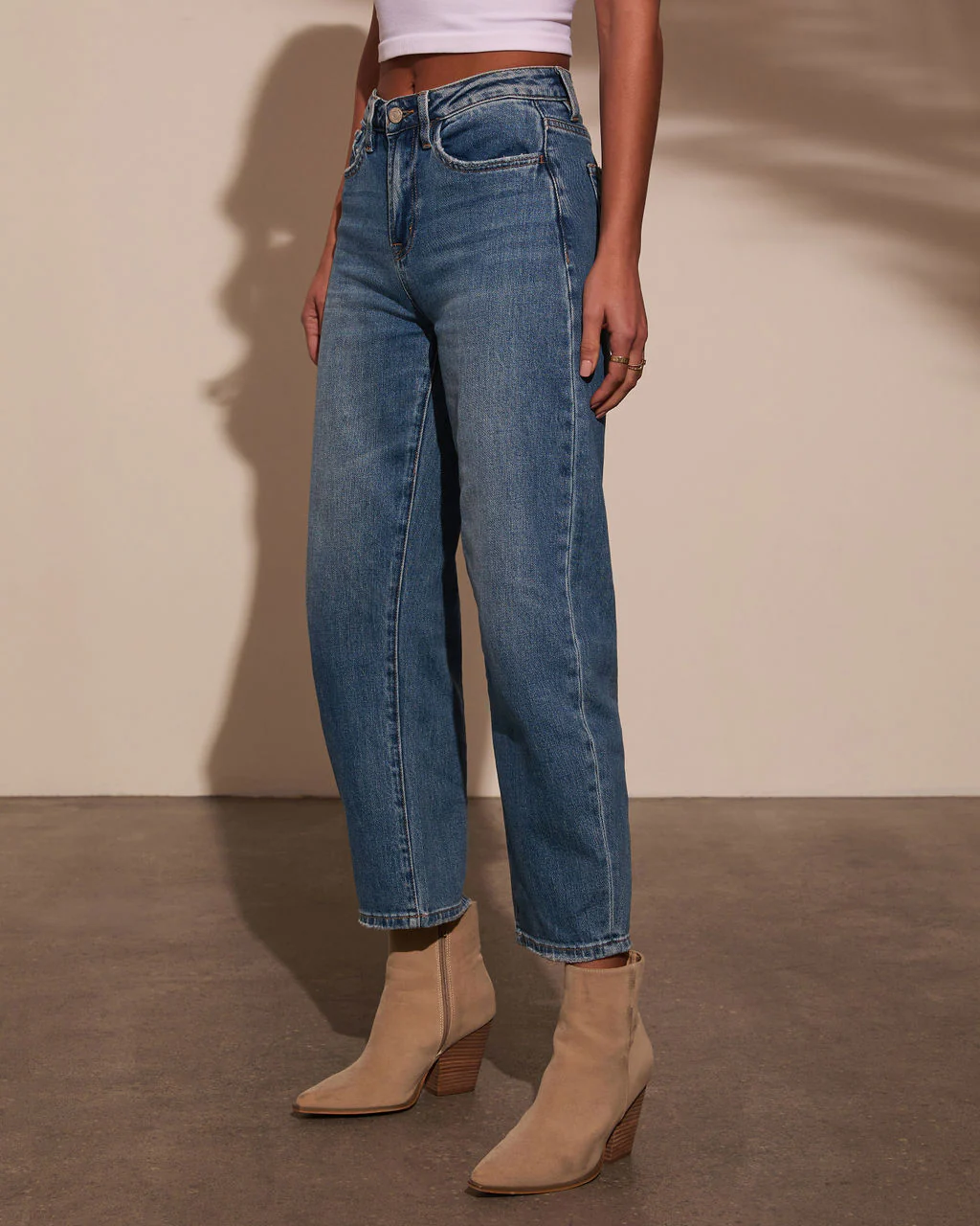 Annalisse Mid Rise Barrel Jeans