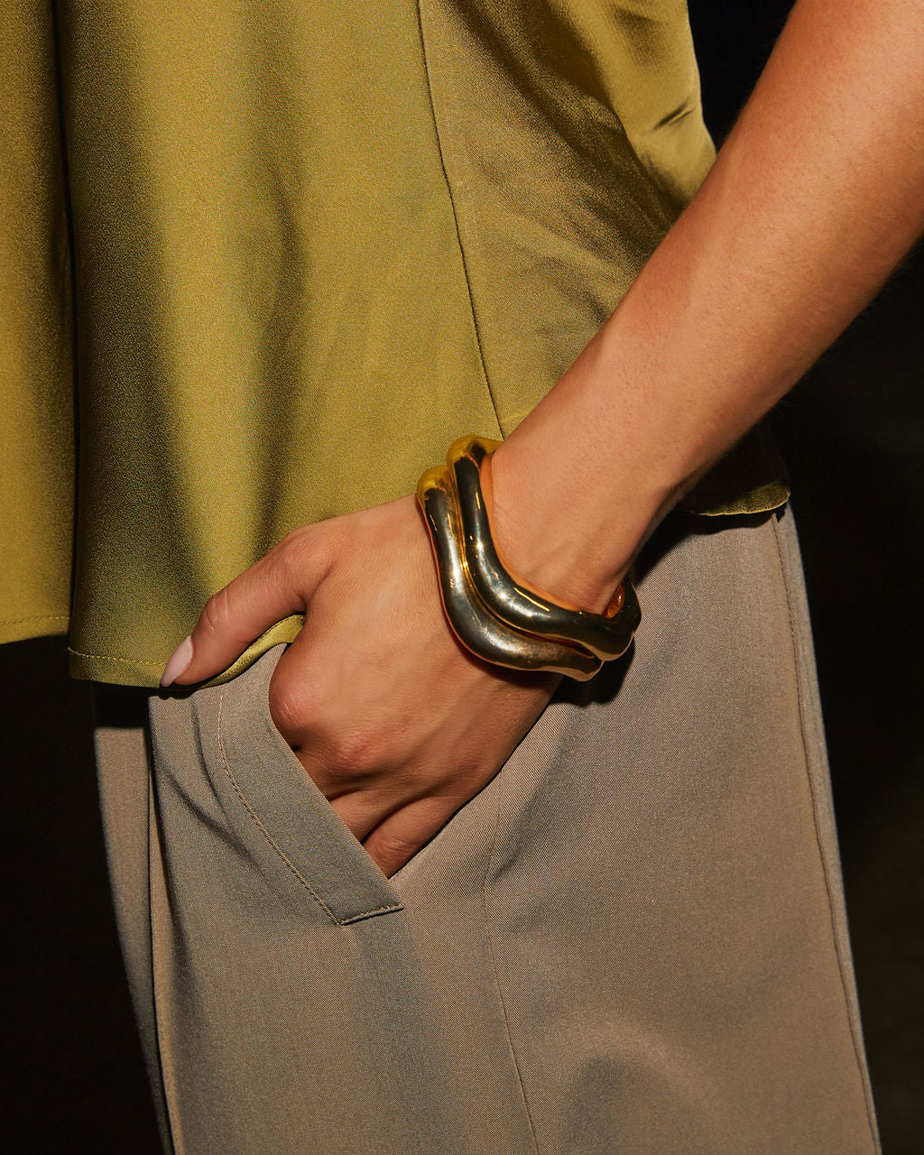 Sweet Treat Gold-tone Wavy Cuff