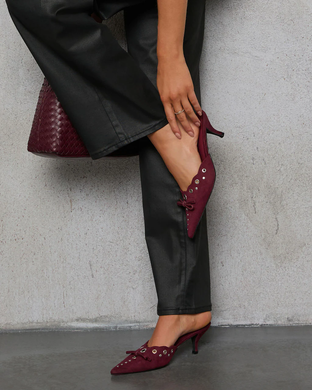 Maven Grommet Hole Pointed Toe Mule