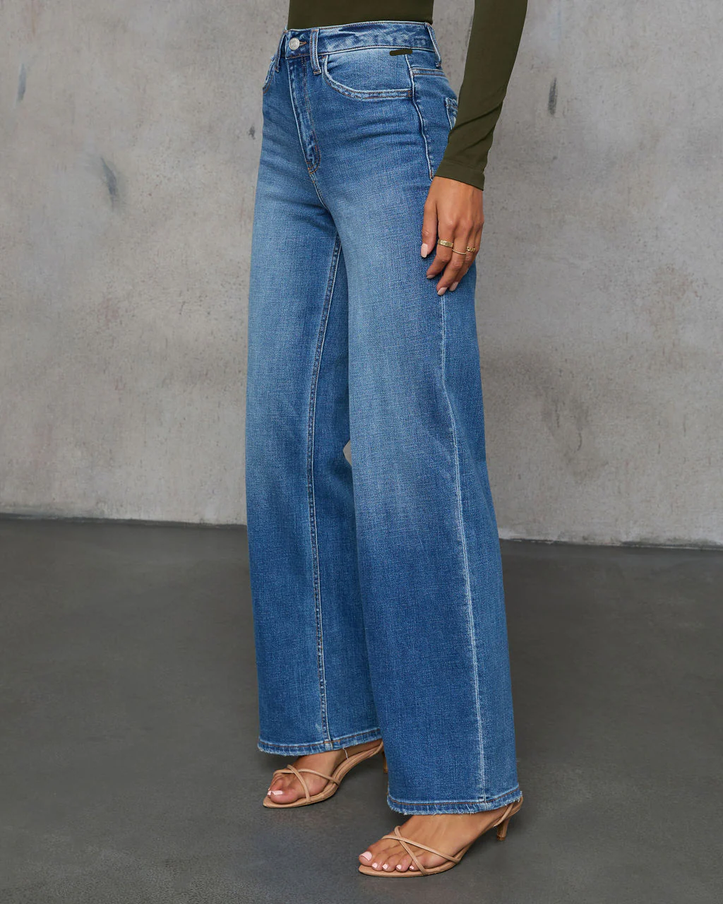 Silverstone 90's Vintage Wide Leg Jeans