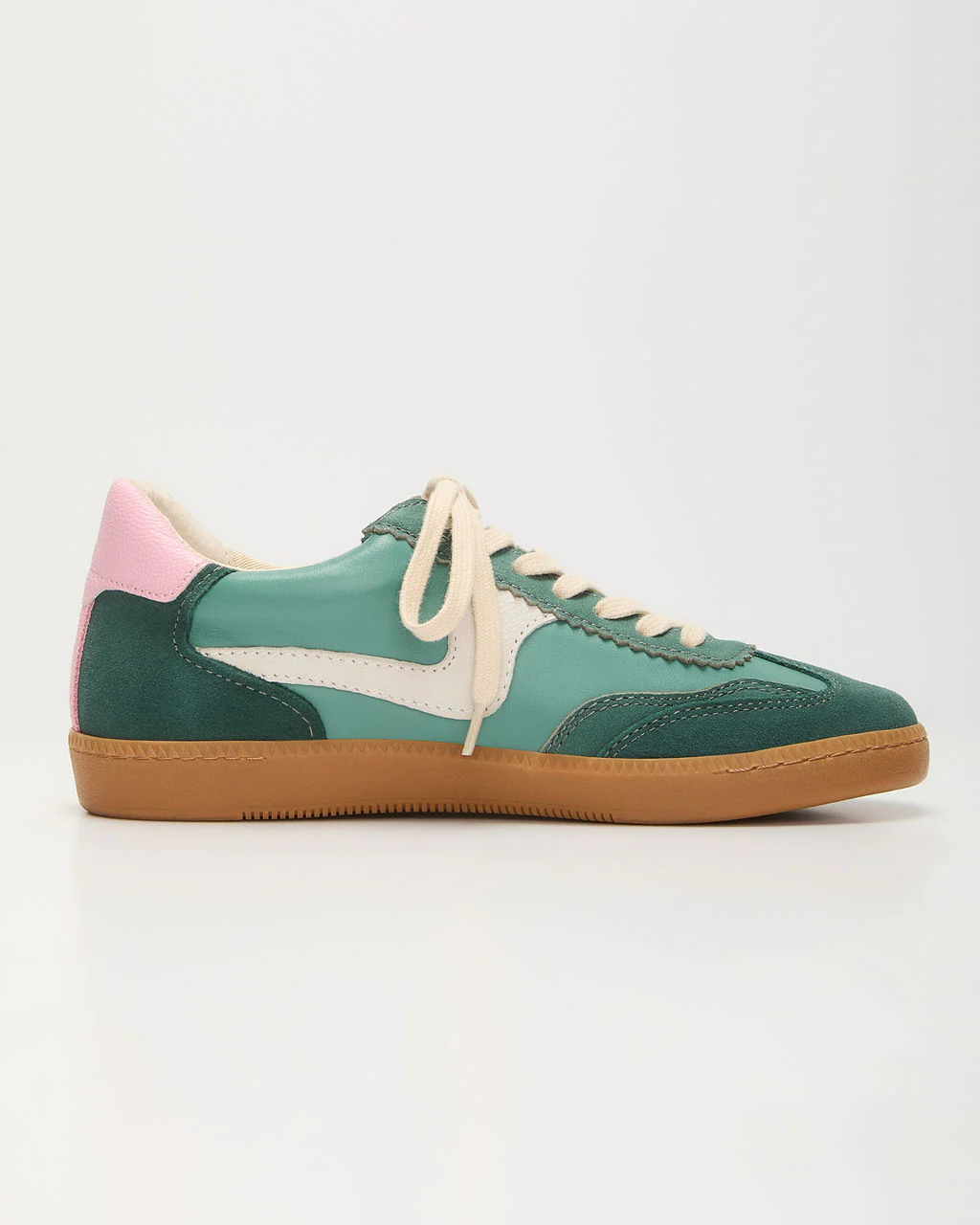 Right Catch Sneakers