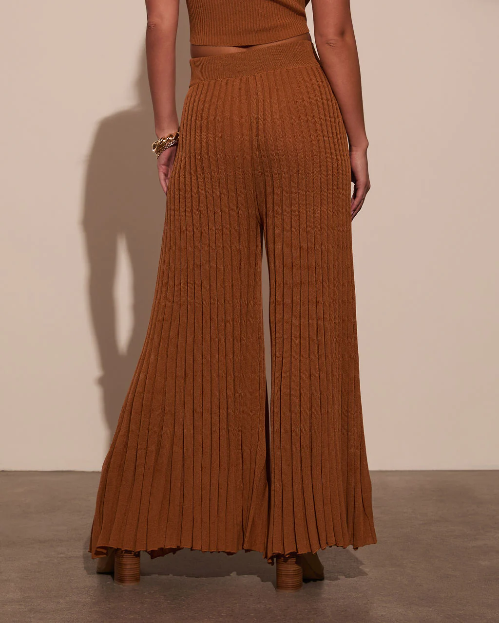 Winslow Wide Leg Pleated Knitwear Pant
